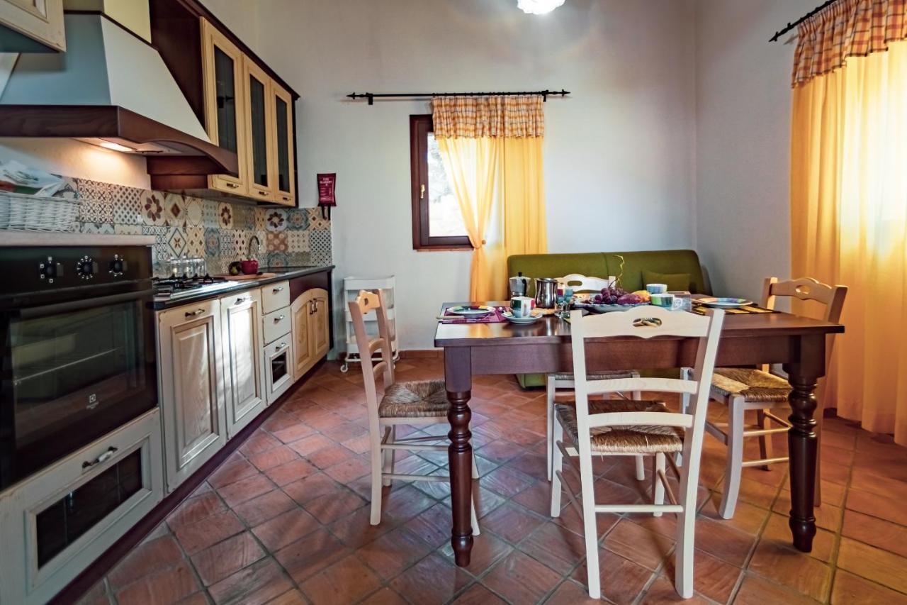 Poggio Pozzetti Villa Ласкари Екстериор снимка